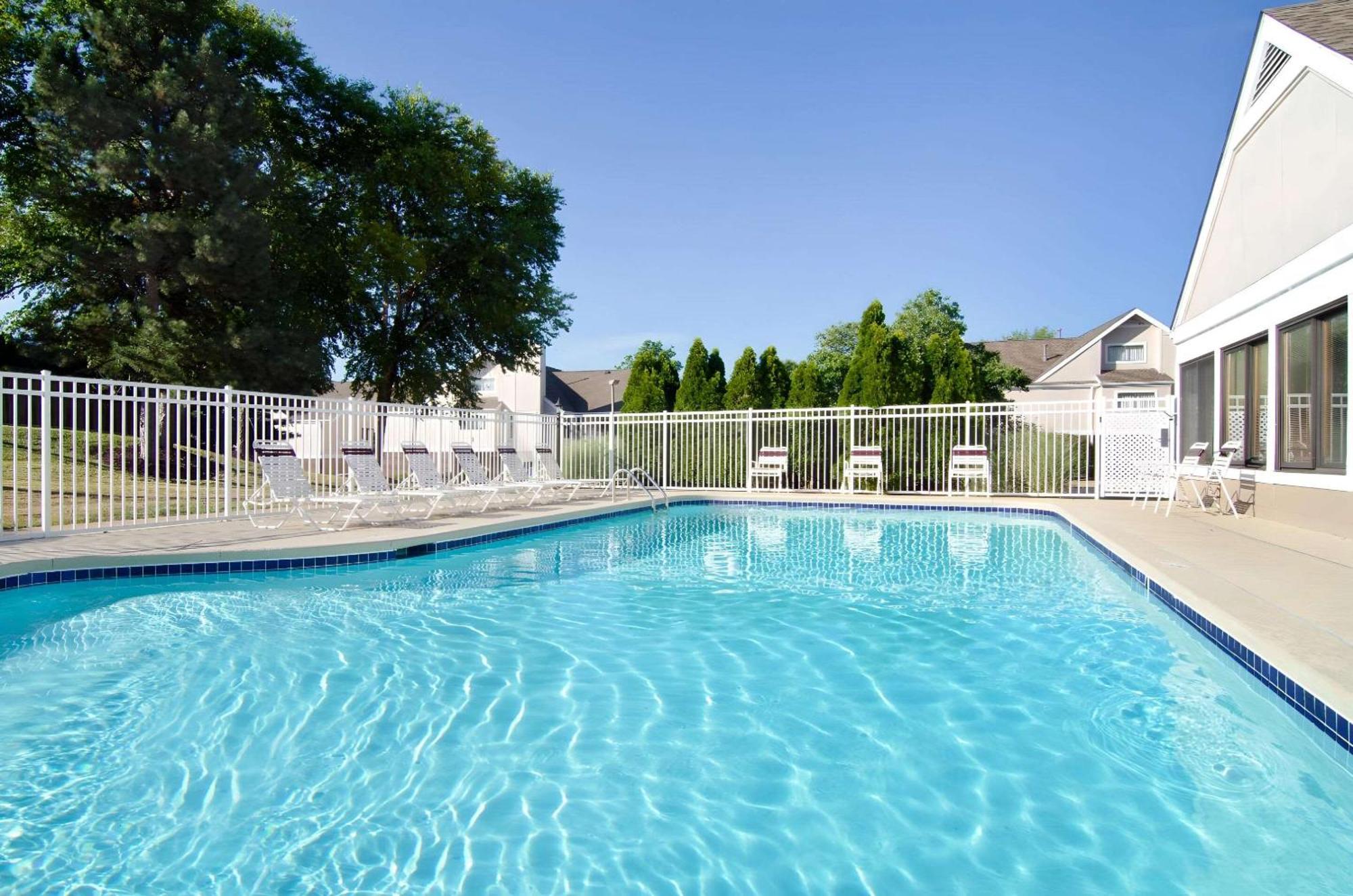 Mainstay Suites St Louis - Galleria Richmond Heights Zewnętrze zdjęcie