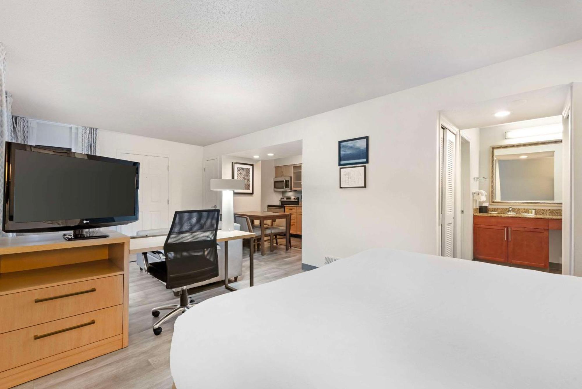 Mainstay Suites St Louis - Galleria Richmond Heights Zewnętrze zdjęcie