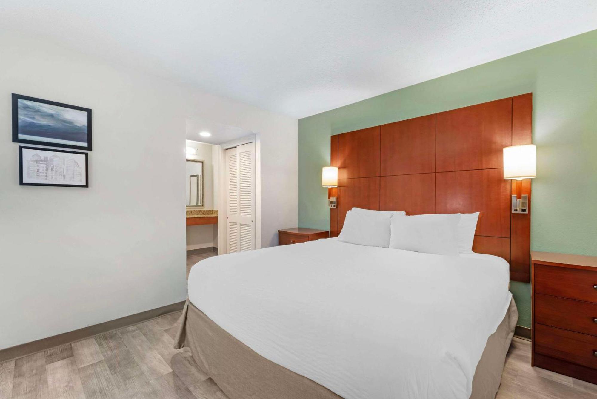 Mainstay Suites St Louis - Galleria Richmond Heights Zewnętrze zdjęcie
