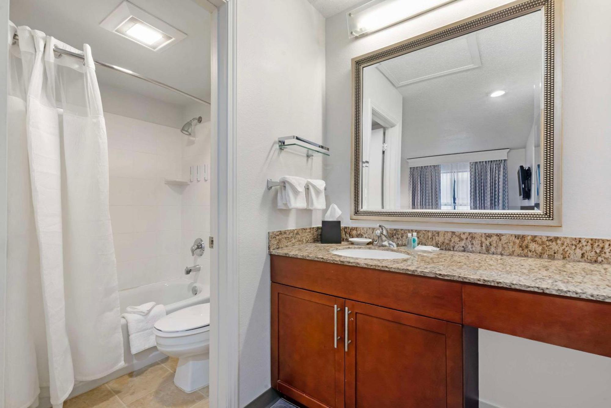 Mainstay Suites St Louis - Galleria Richmond Heights Zewnętrze zdjęcie